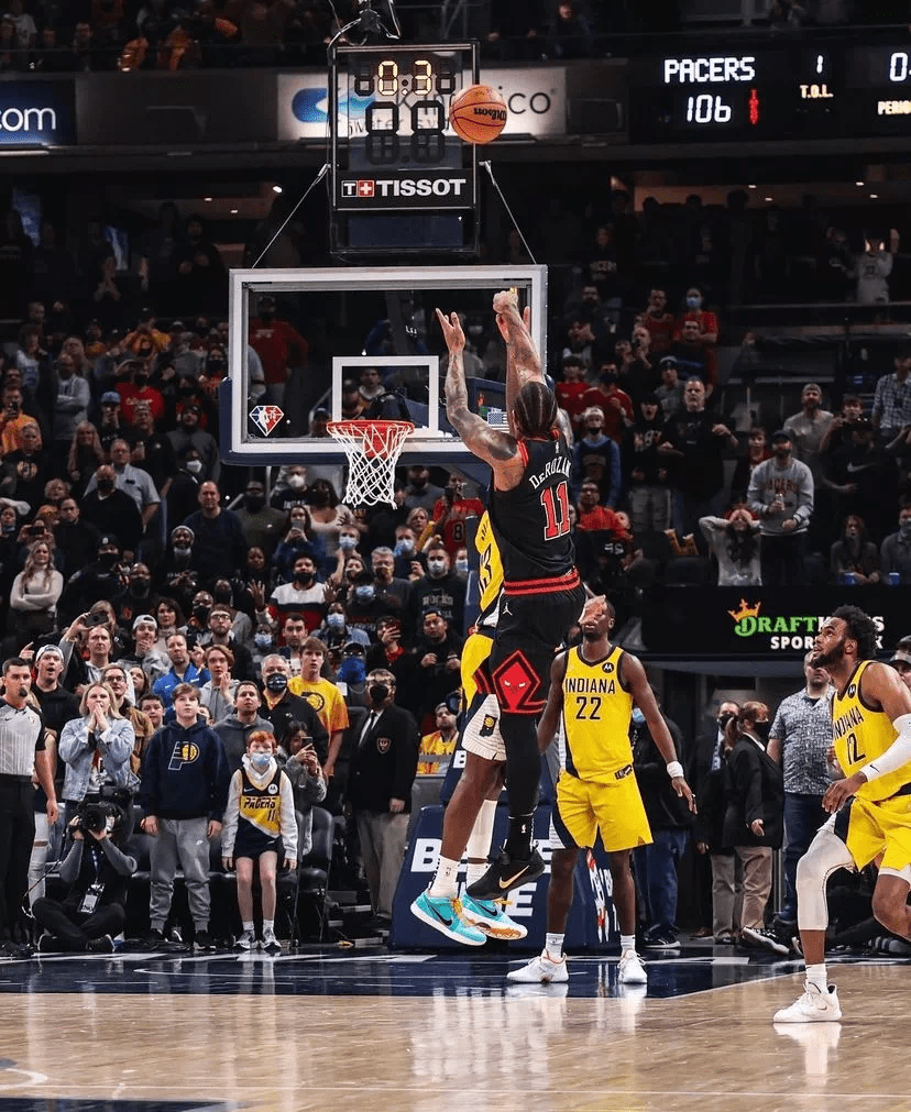 九游体育-雷霆对战森林狼g4全场回放