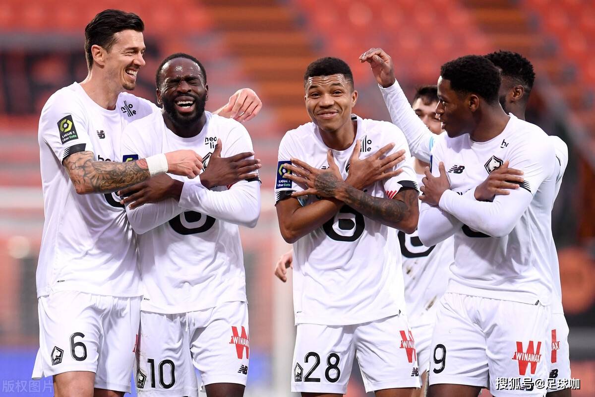 瓦伦西亚曾在超级杯首届赛事后控告西足协