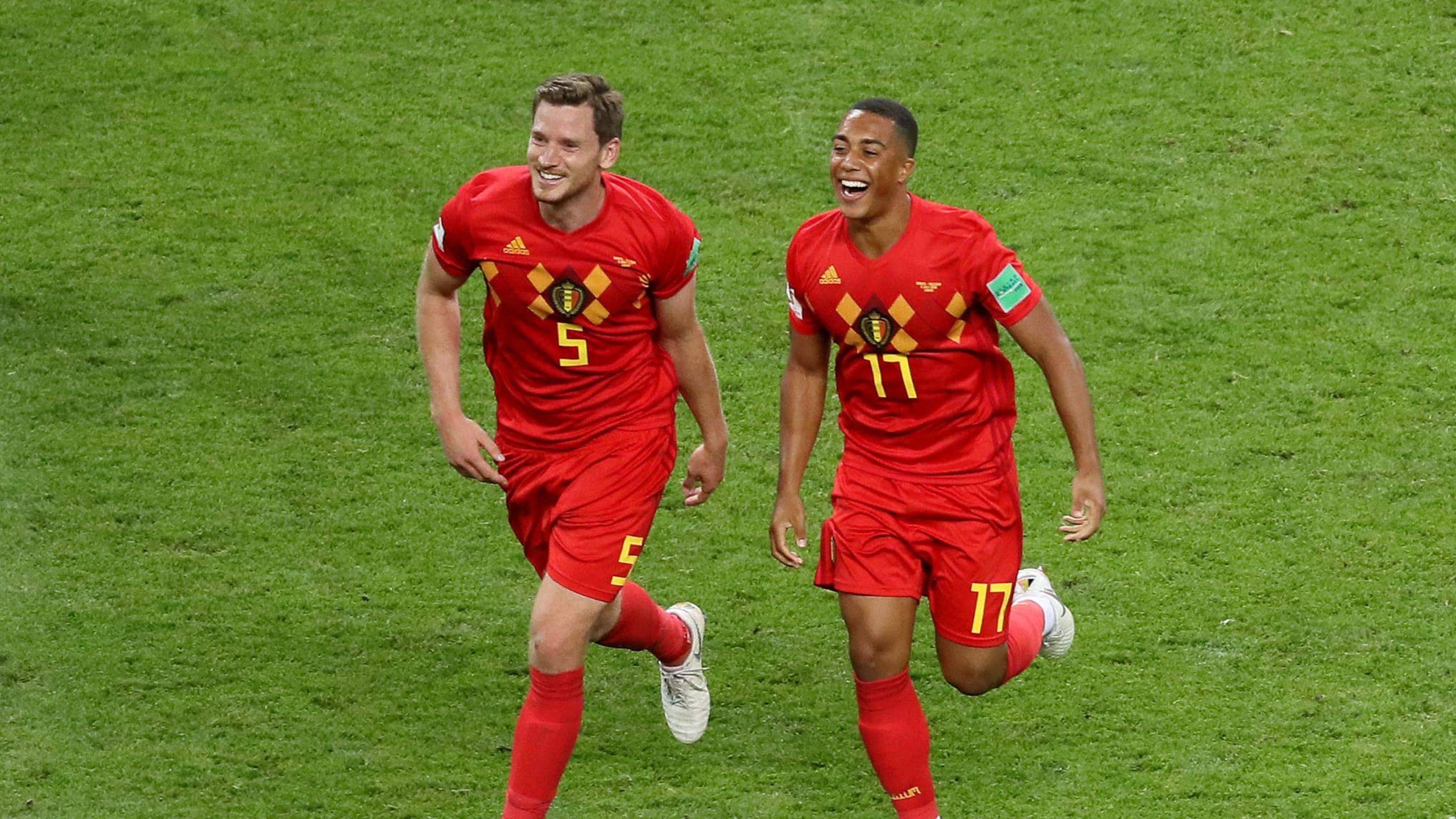 九游娱乐-司机煞费苦心让伴娘坐车